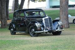 Mercedes Benz 220 - W187 - Saloon, motor a gasolina de 2.195c.c., 59kw - 80cv, caixa manual de 4 velocidades. - 40.250,00€